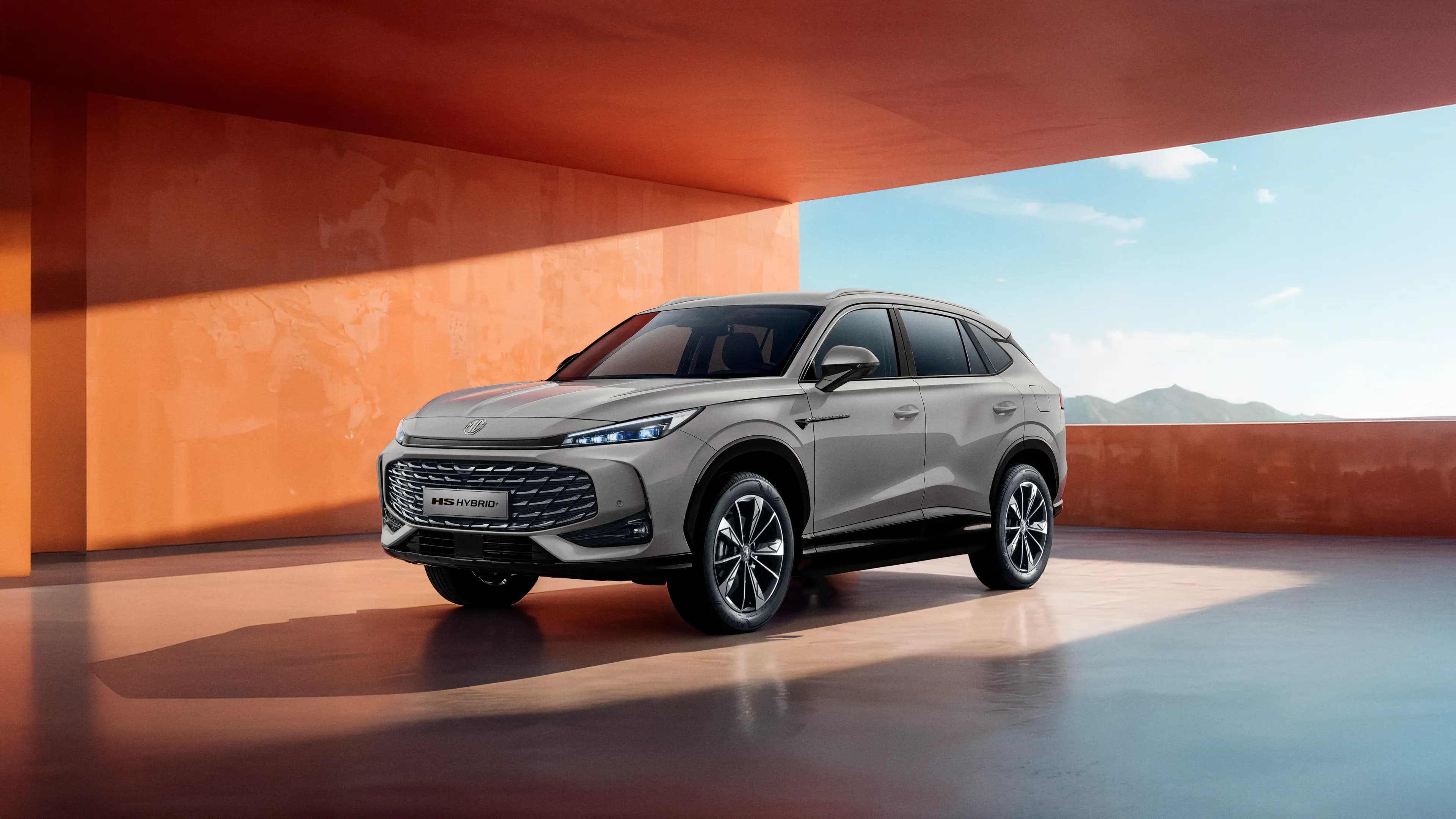 Nowy MG HS Hybrid+